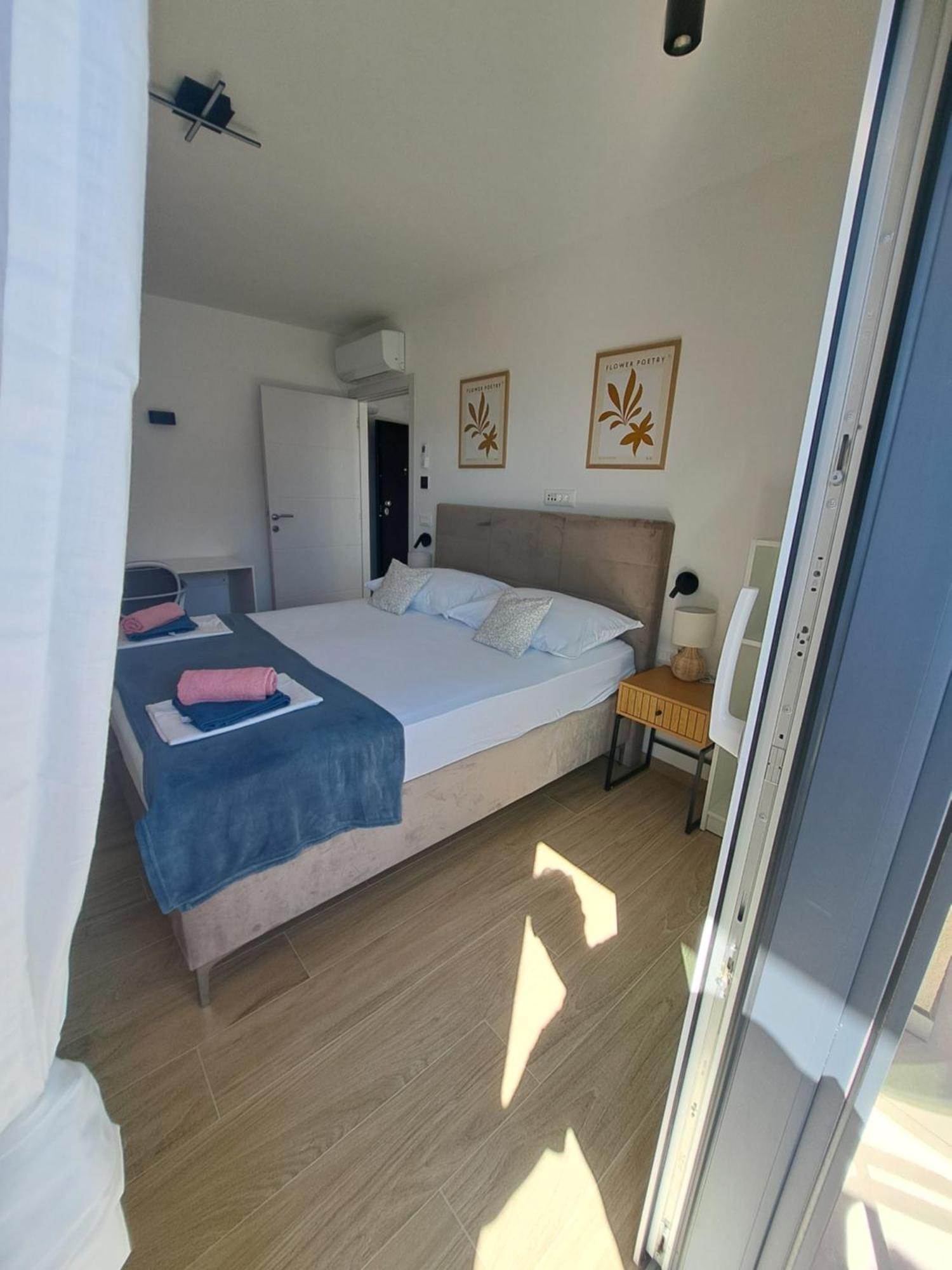 Apartments Mirko Petrcane Buitenkant foto